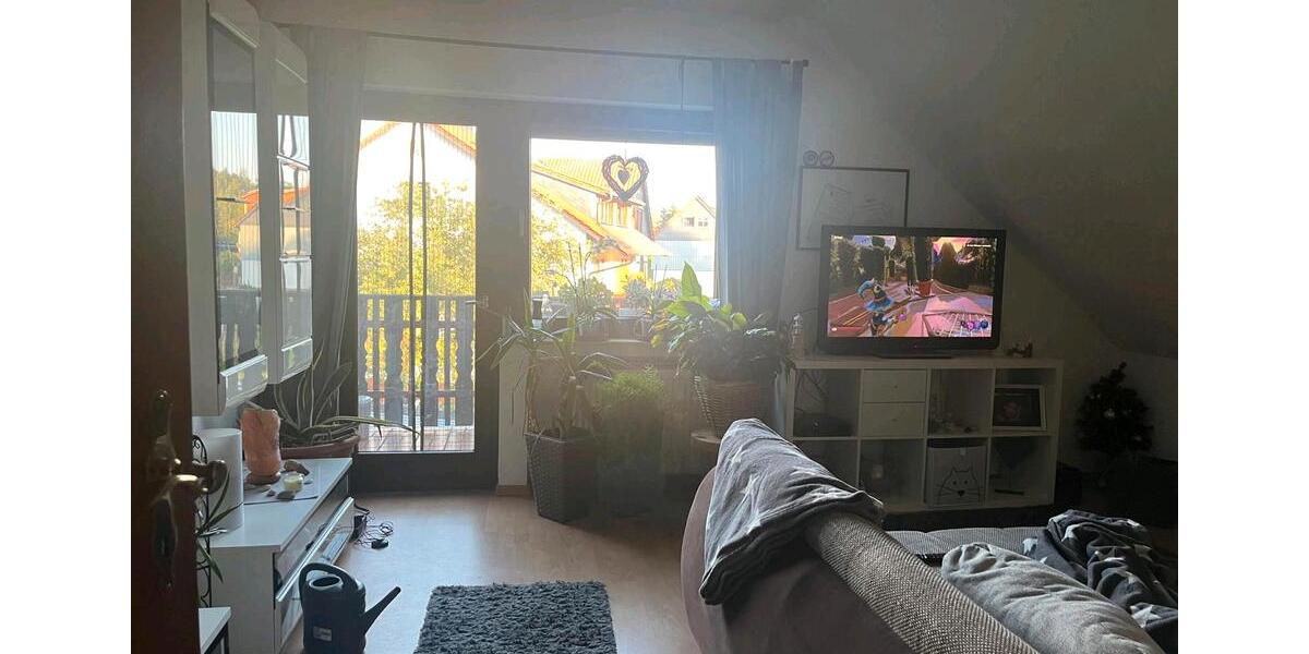 Dachgeschoßwohnung Uder - 3 Zimmer, 80 m&sup2;, 740&euro; | Angebot:26690824