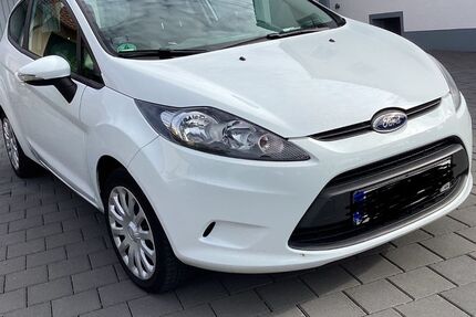 Ford Fiesta 62.000 km 4.200 &euro; Uhldingen-Mühlhofen 88690
