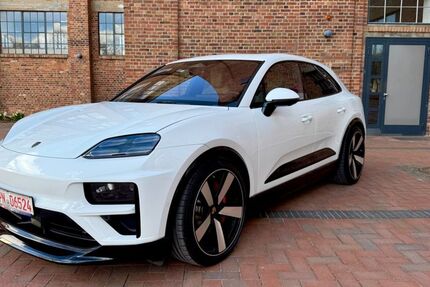 Porsche Macan 12.000 km 97.499 &euro; Guben 03172