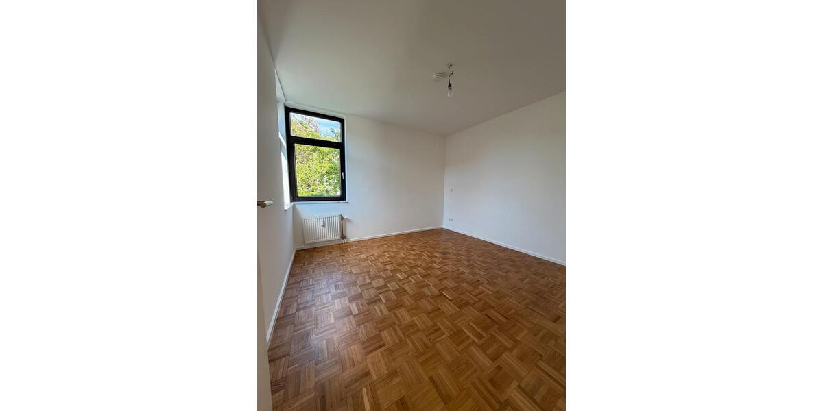 Hochparterre Erftstadt - 2 Zimmer, 63 m&sup2;, 1.050&euro; | Angebot:26669626