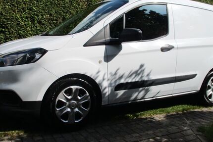 Ford Transit Courier 105.000 km 8.448 &euro; Berlin 13053