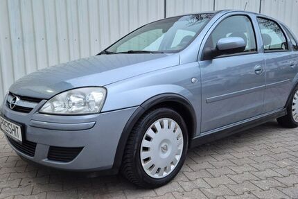 Opel Corsa 83.000 km 2.999 € Berlin 13125