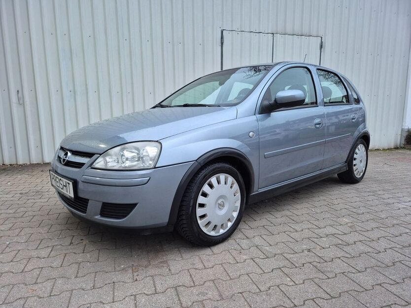 Opel Corsa 83.000 km 2.999 € Berlin 13125