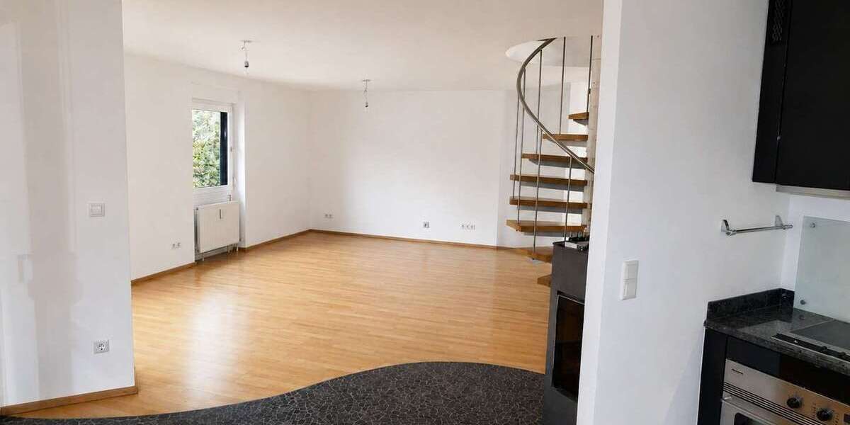 XXL Dachterrasse für Ihr summer feeling! Maisonette Wohnung in Untermenzing - Dachgeschoßwohnung München Allach-Untermenzing | Angebot:26441369