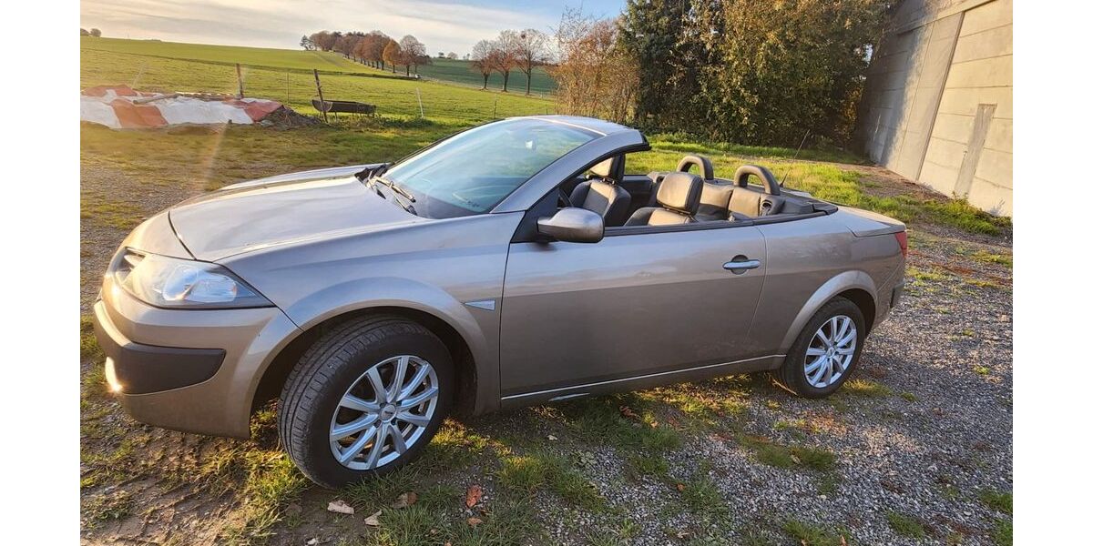 Renault Megane 139.123 km 5.950 &euro; Aachen 52074