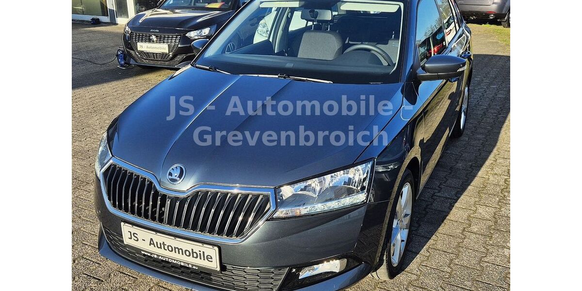 Skoda Fabia 51.300 km 12.940 &euro; Grevenbroich 41515