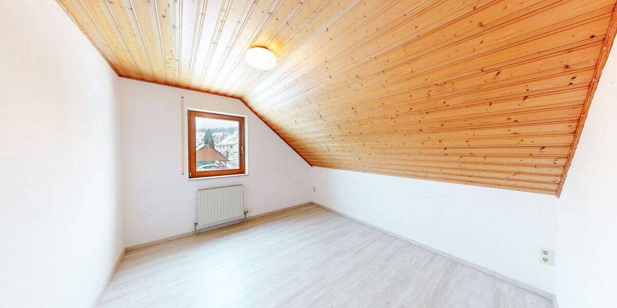 Etagenwohnung Margetshöchheim - 3 Zimmer, 80 m&sup2;, 800&euro; | Angebot:26028395