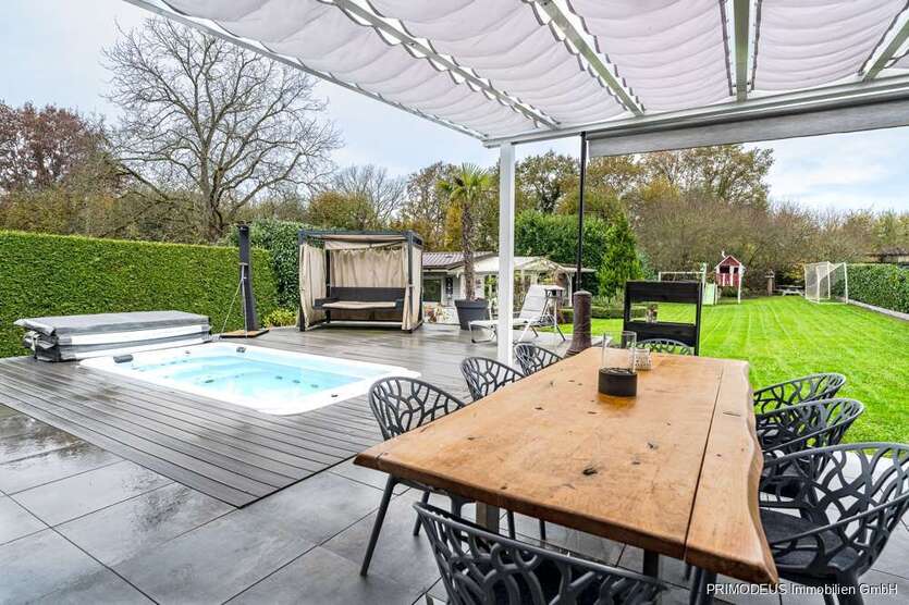 Haus zum Kaufen in Dreieich 1.440.000 € 331.11 m²