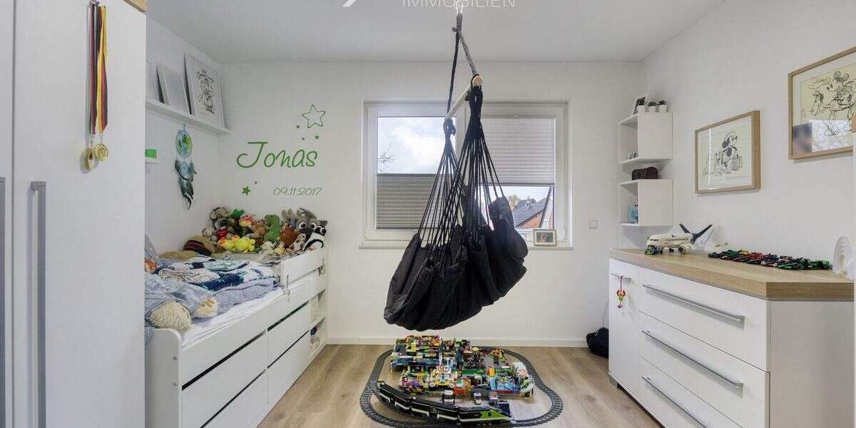 Reihenmittelhaus Ochtrup - 5 Zimmer, 150 m&sup2;, 559.000&euro; | Angebot:25864378