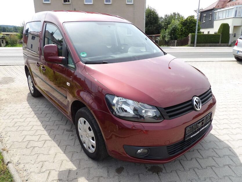 VW Caddy 149.000 km 10.999 € Bautzen 02625