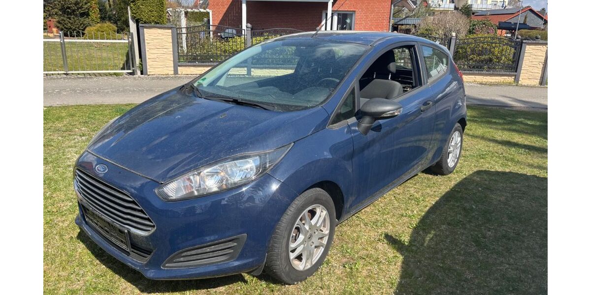 Ford Fiesta 101.900 km 4.990 &euro; Oberkrämer 16727