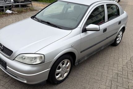 Opel Astra 161.000 km 2.900 € Rheine 48431