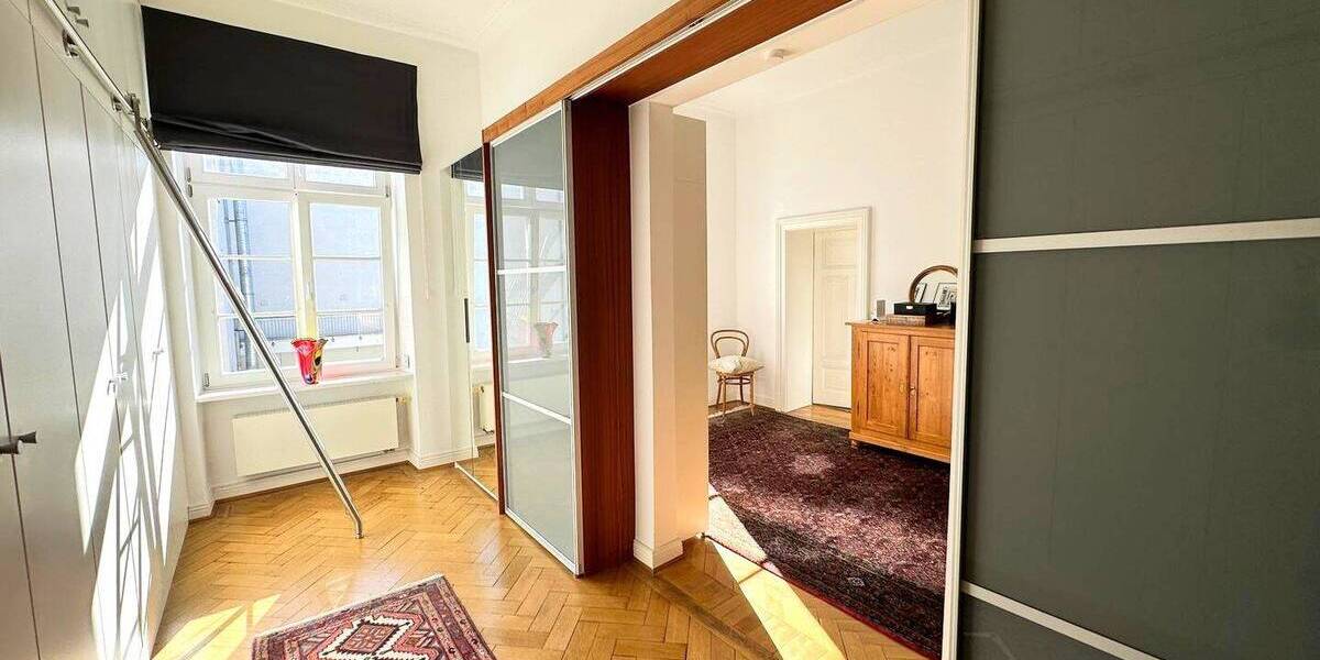 Etagenwohnung Trier Innenstadt - 5 Zimmer, 260 m&sup2;, 948.800&euro; | Angebot:25740920