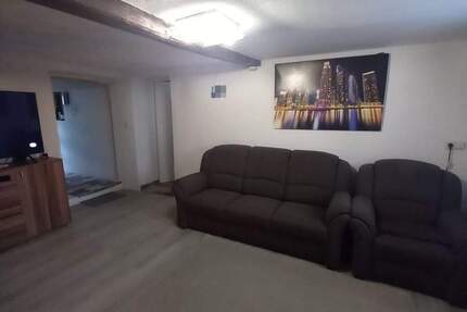 Haus Gädheim Greßhausen - 1 Zimmer, 150 m&sup2;, 185.000&euro; | Angebot:25667721