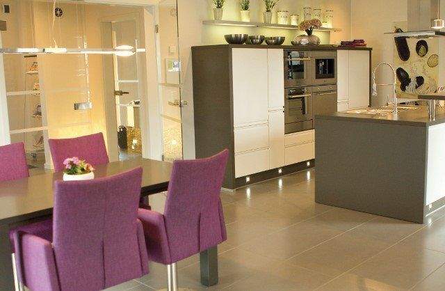 Elegantes Wohnen auf einer Ebene: Ihr neuer Bungalow-Traum! 4 zimmer