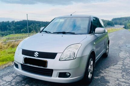 Suzuki Swift 132.000 km 2.500 € Chemnitz 09127