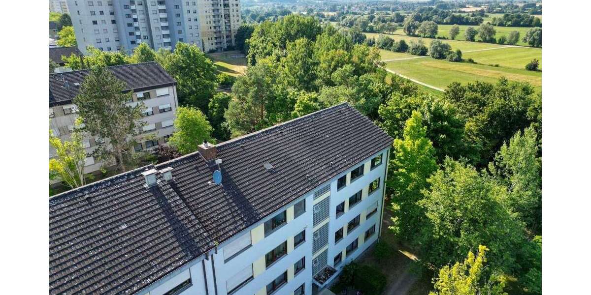 Etagenwohnung Singen - 4 Zimmer, 100 m&sup2;, 290.000&euro; | Angebot:25429109