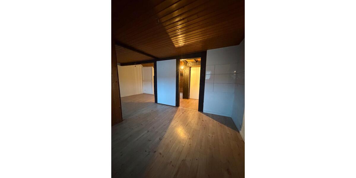 Dachgeschoßwohnung Düren Rölsdorf - 1 Zimmer, 40 m&sup2;, 440&euro; | Angebot:24864874