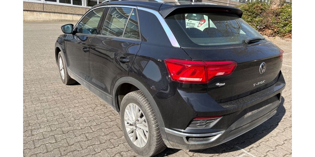 VW T-Roc 173.107 km 15.232 &euro; Frankfurt am Main 60389
