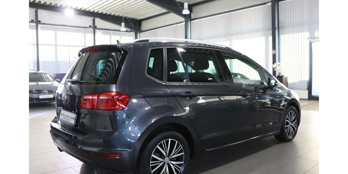 VW Golf Sportsvan 1.4 TSI ALLSTAR / XENON, NAVI-DM 119.000 km 13.444 &euro; Hamm 59077