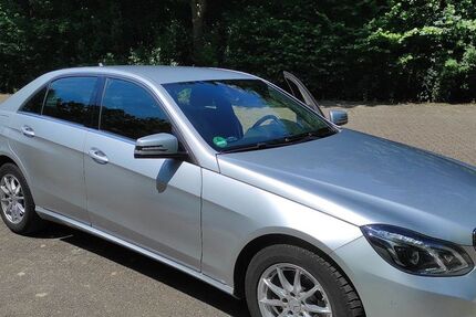Mercedes-Benz E 220 169.000 km 15.900 &euro; Bremerhaven 27576