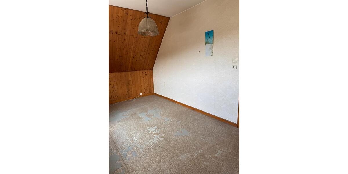 Einfamilienhaus Ahnsen - 8 Zimmer, 210 m&sup2;, 245.000&euro; | Angebot:25404404
