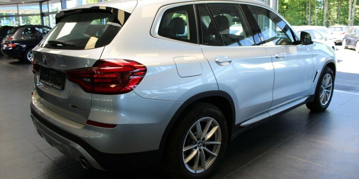 BMW X3 xDrive20d Aut. xLine 97.509 km 29.980 &euro; Euskirchen 53881