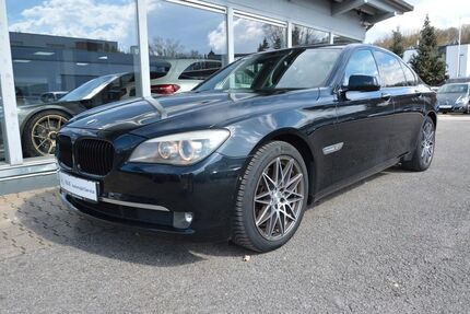 BMW 740