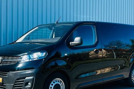 Opel Vivaro 69.000 km 26.500 &euro; Cottbus / Gallinchen 03051