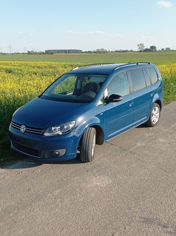 VW Touran 170.000 km 8.000 € Seester 25370