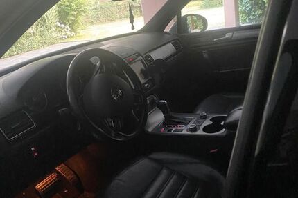 VW Touareg 290.000 km 14.900 &euro; Bonn 53129