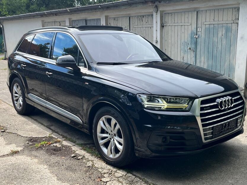 Audi Q7 252.000 km 25.790 € Berlin 12349
