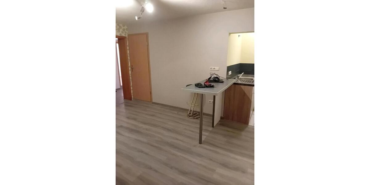 Etagenwohnung Loitz - 1 Zimmer, 52 m&sup2;, 400&euro; | Angebot:26606975