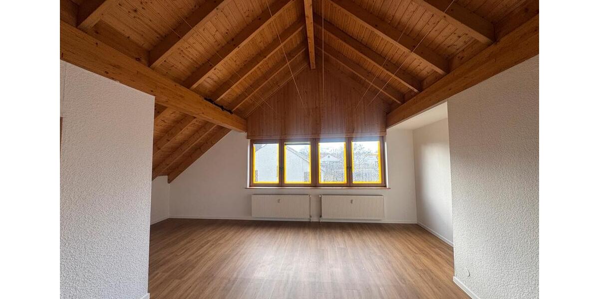 Etagenwohnung Niestetal - 3 Zimmer, 92 m&sup2;, 1.275&euro; | Angebot:25184868