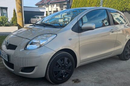 Toyota Yaris 75.946 km 4.690 &euro; Würzburg 97084