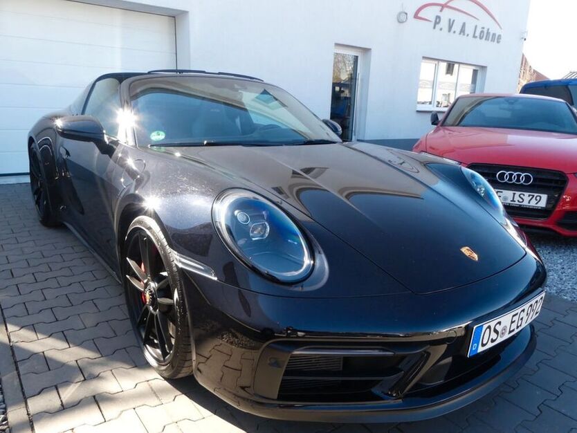 992