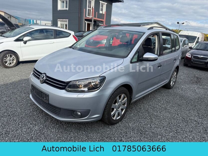 VW Touran 252.000 km 5.499 € Lich 35423
