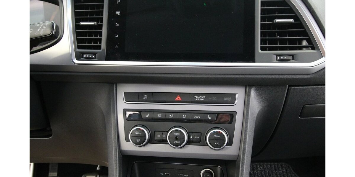 Seat Ateca 1.5 TSI FR NAVI+KAMERA+LED+ACC 63.701 km 23.900 &euro; Hagenow 19230