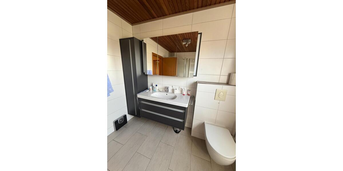 Erdgeschoßwohnung Immenhausen - 3 Zimmer, 90 m&sup2;, 900&euro; | Angebot:26409335