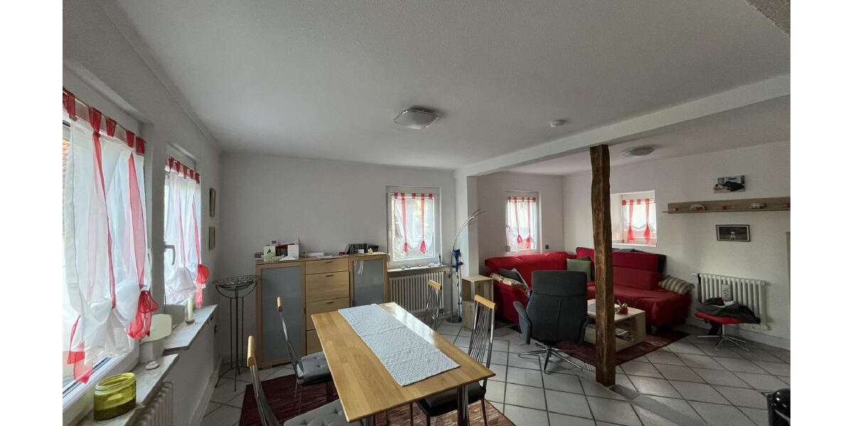 Haus zum Kaufen in Tauberbischofsheim-Hochhausen 159.000 € 110 m² 4 zimmer