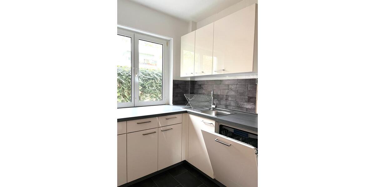 Erdgeschoßwohnung Stuttgart Bad Cannstatt - 1 Zimmer, 18 m&sup2;, 570&euro; | Angebot:24977493