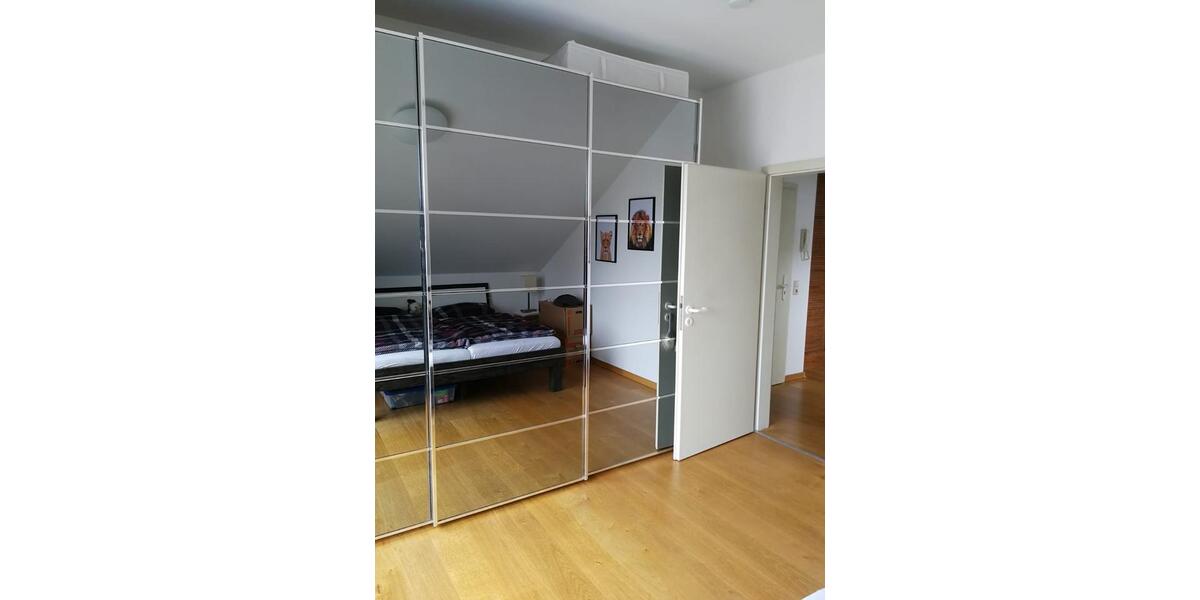 Dachgeschoßwohnung Dreieich - 2 Zimmer, 65 m&sup2;, 900&euro; | Angebot:24976341