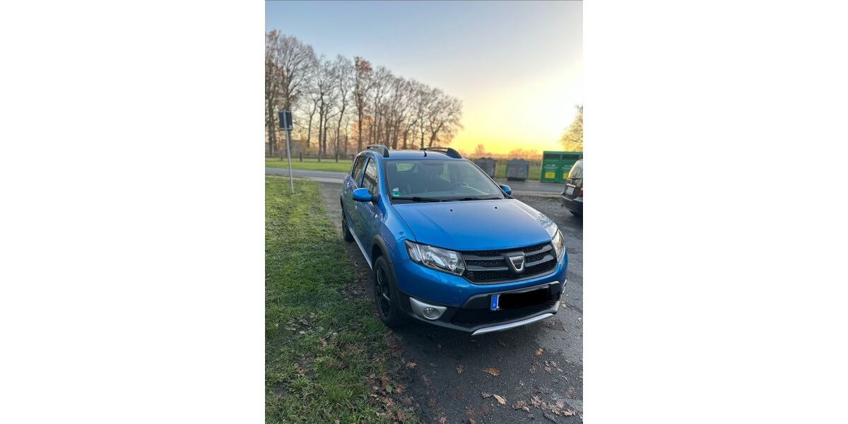 Dacia Sandero 188.000 km 5.900 &euro; Selm 59379