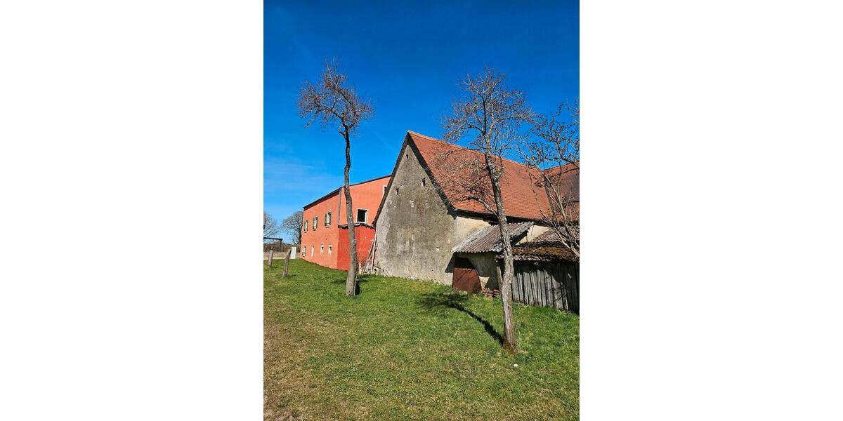 Einfamilienhaus Weißenburg in Bayern - 9 Zimmer, 200 m&sup2;, 312.000&euro; | Angebot:26059004