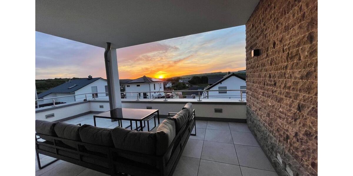 Villa Thüngen - 7 Zimmer, 210 m&sup2;, 3.250&euro; | Angebot:26129967