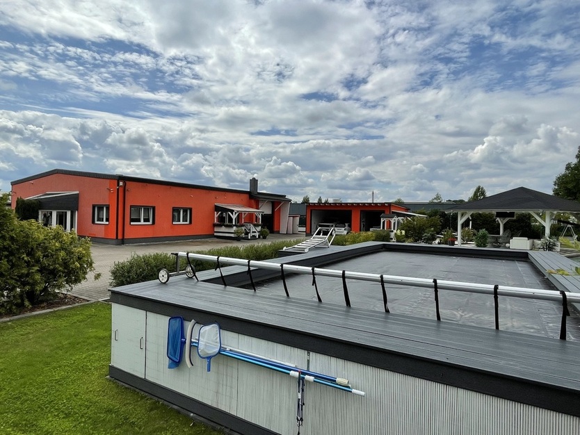 Traumhaftes Anwesen! modernes Wohnen und Arbeiten mit Pool, Einliegerwohnung, Werkstatt und mehr 5 zimmer