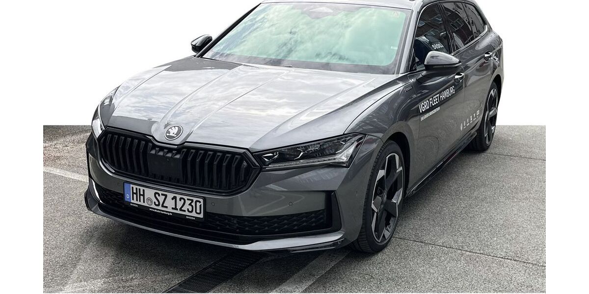 Skoda Superb 1.890 km 64.900 &euro; Hamburg 22111