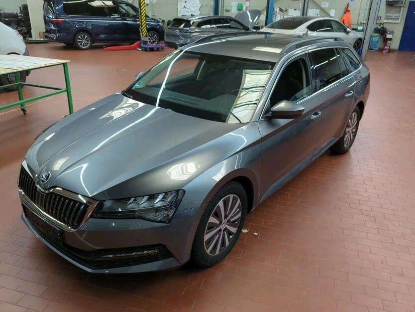 Skoda Superb 42.926 km 24.885 € Uetersen bei Hamburg 25436