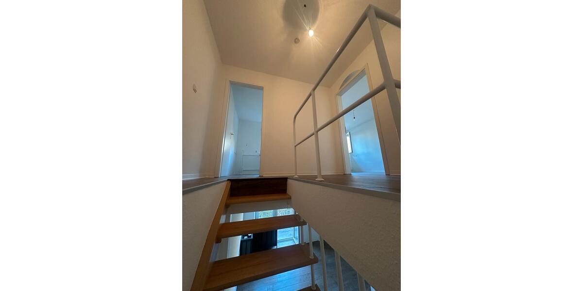 Maisonettenwohnung Eisenberg (Pfalz) - 3 Zimmer, 64 m&sup2;, 900&euro; | Angebot:25365652