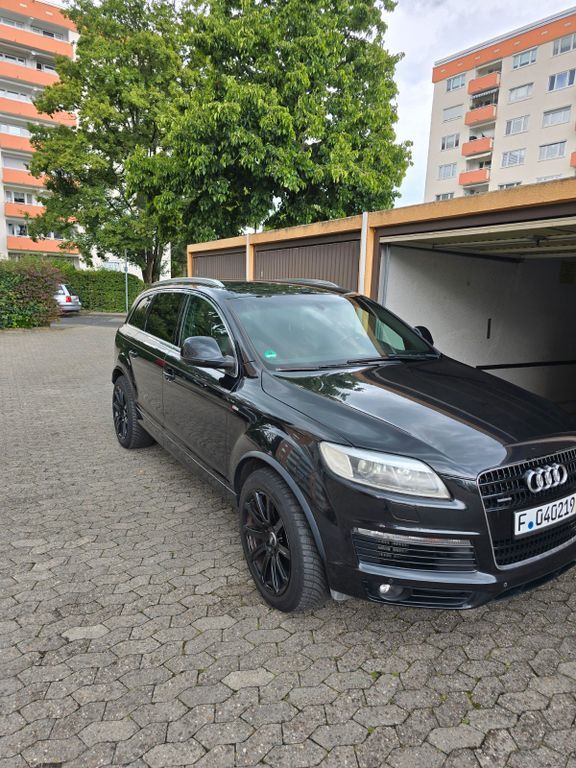 Q7